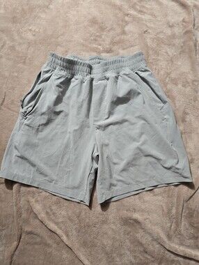 Lululemon Pace Breaker Linerless Short 5" Color Silver Drop Size Small
